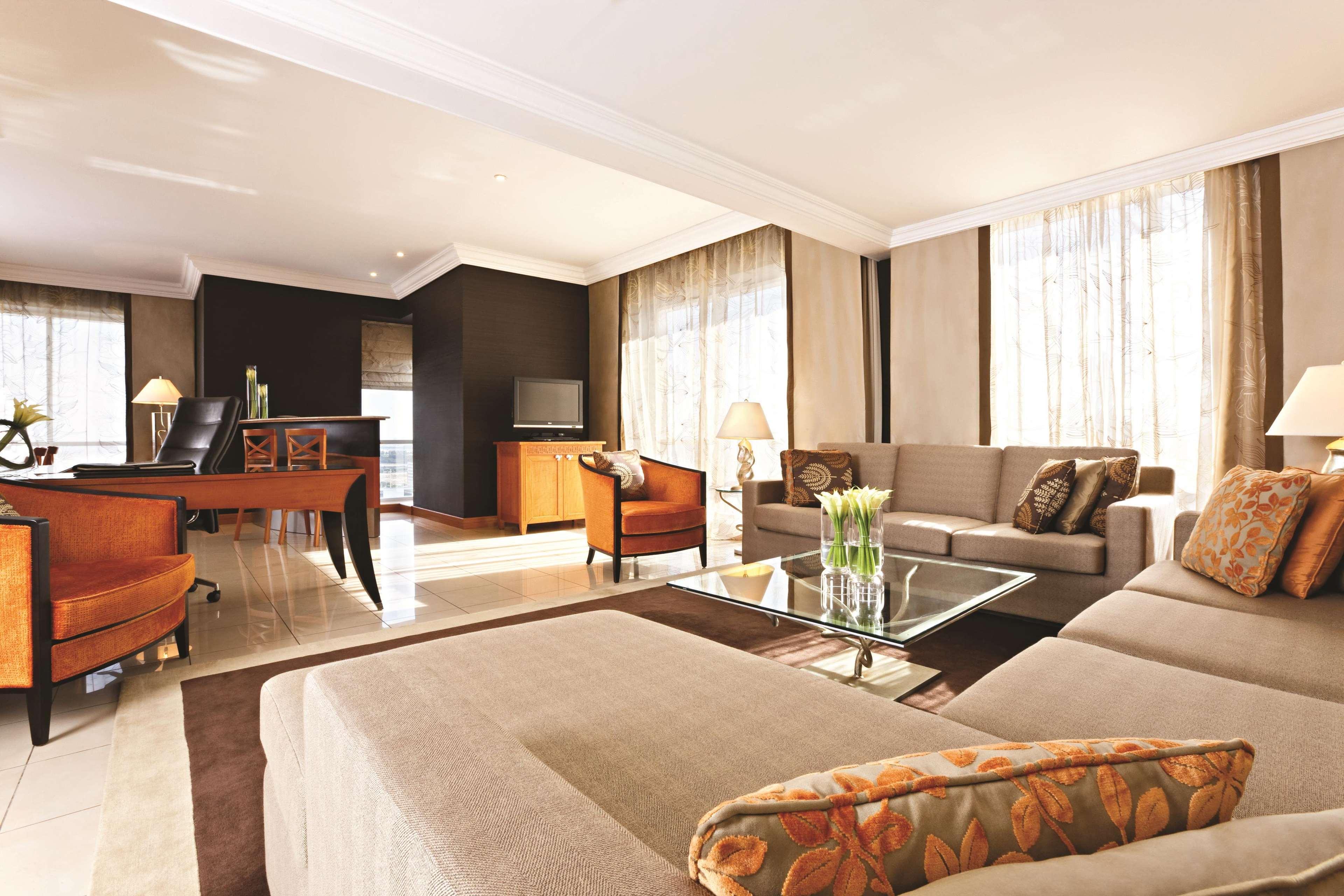 Hotel Fairmont Dubaj Zewnętrze zdjęcie A suite at the Mandarin Oriental, Dubai
